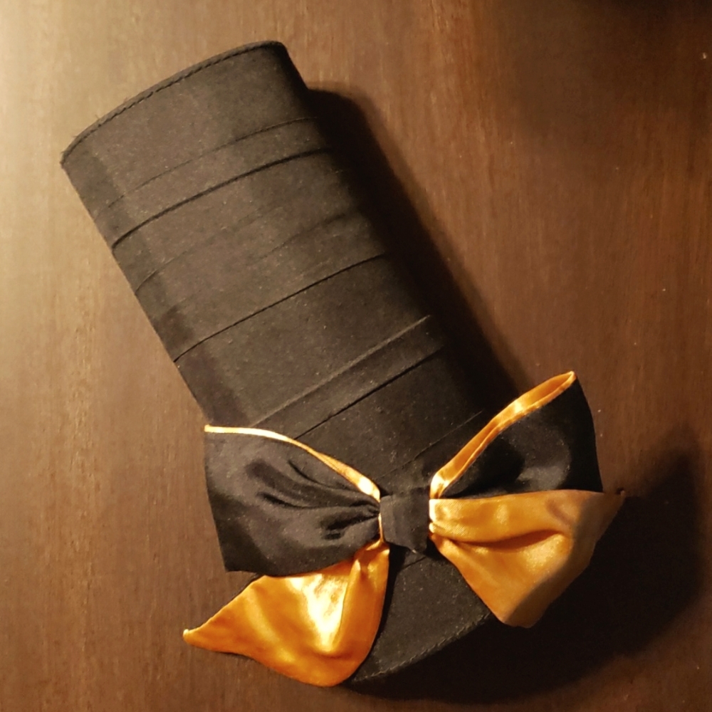 ESTEE LAUDER Clutch Evening Bag with Satin Bow NWOT